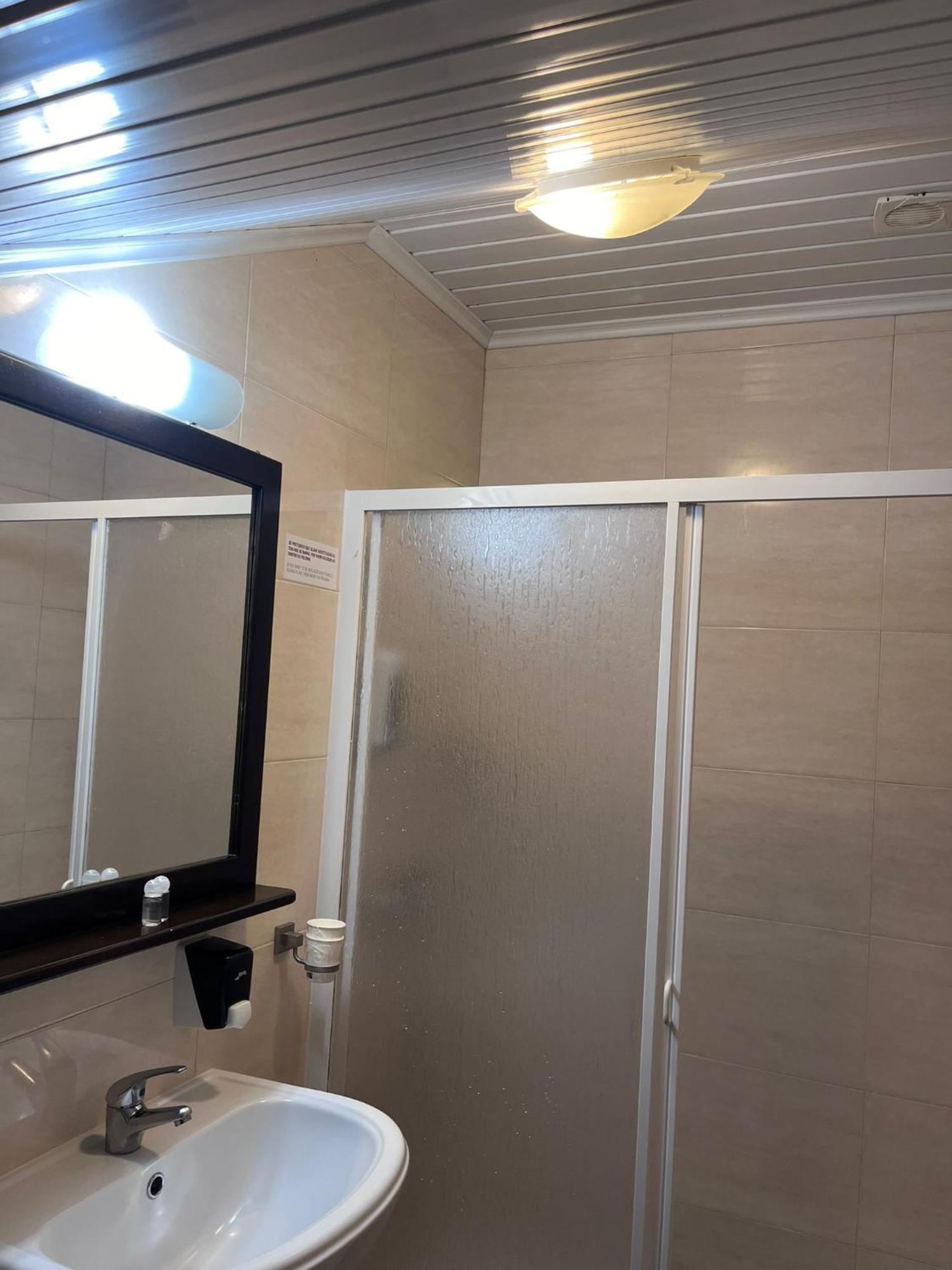 Casa Da Fonte Sagrada Hotel ลอริกา ห้อง รูปภาพ