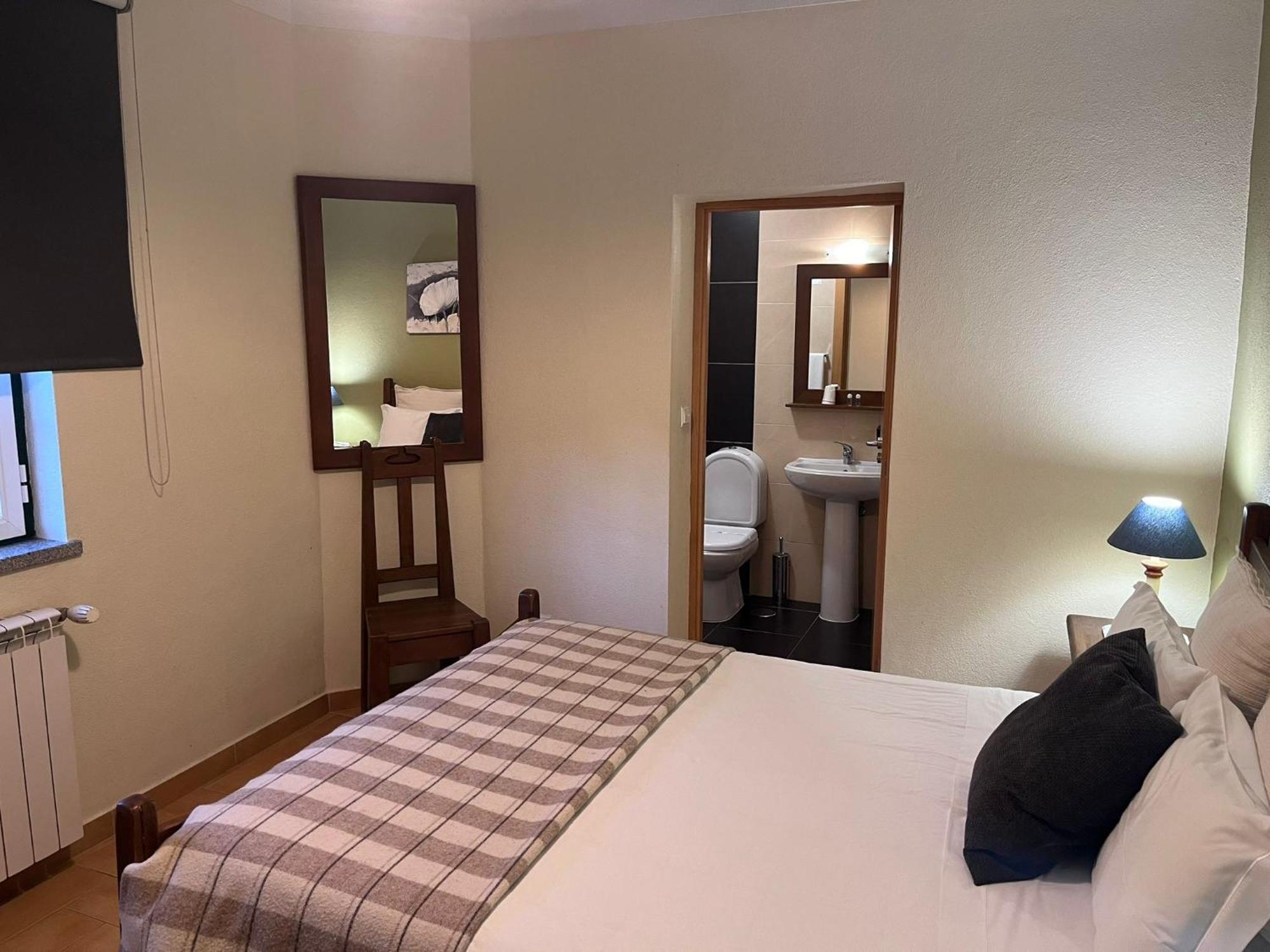 Casa Da Fonte Sagrada Hotel ลอริกา ภายนอก รูปภาพ