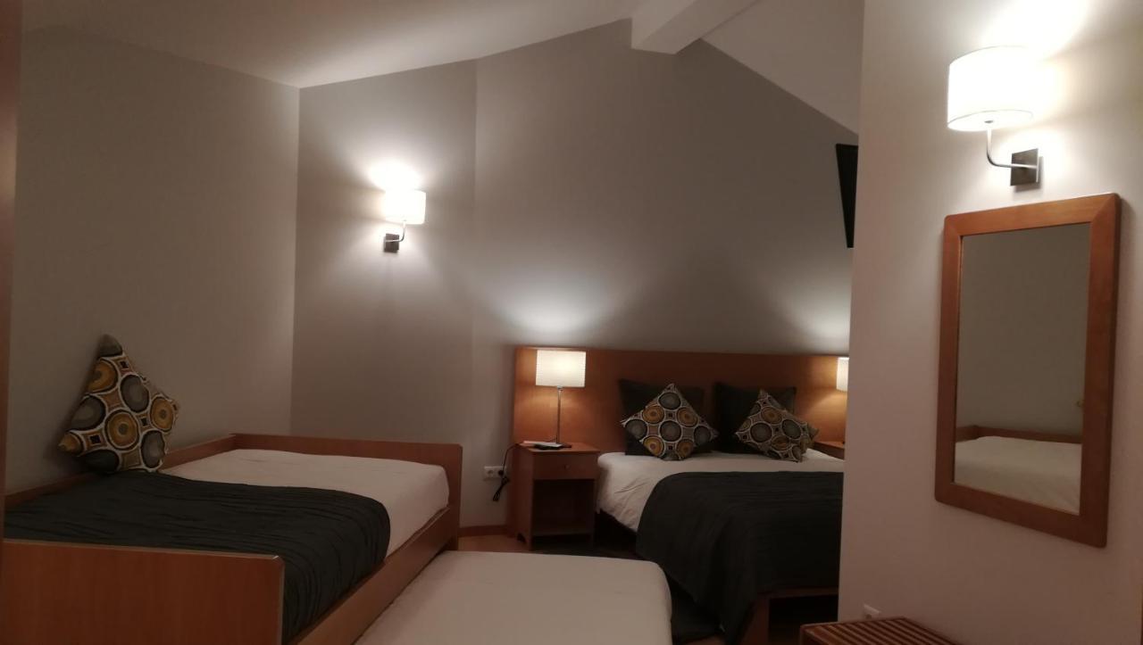 Casa Da Fonte Sagrada Hotel ลอริกา ภายนอก รูปภาพ
