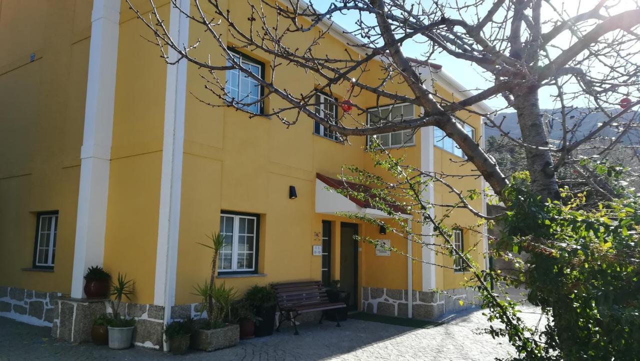 Casa Da Fonte Sagrada Hotel ลอริกา ภายนอก รูปภาพ