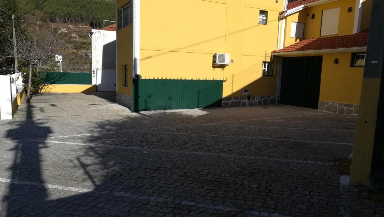 Casa Da Fonte Sagrada Hotel ลอริกา ภายนอก รูปภาพ