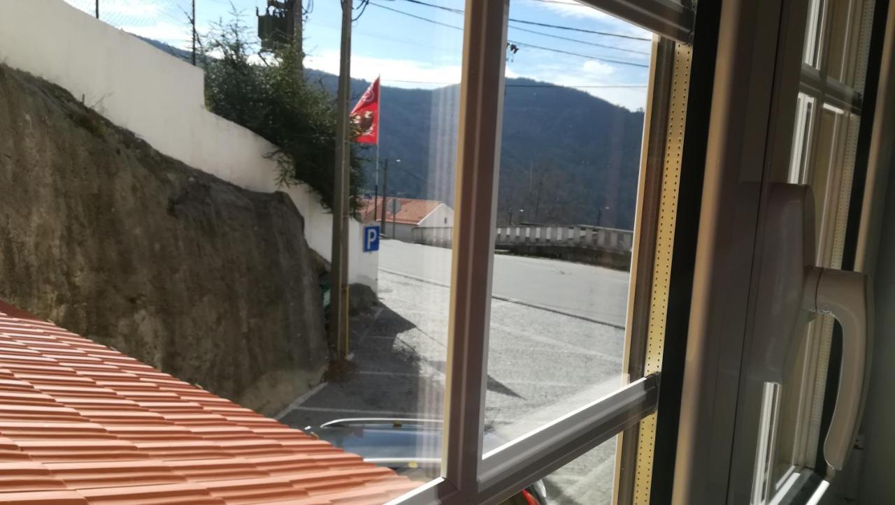 Casa Da Fonte Sagrada Hotel ลอริกา ห้อง รูปภาพ